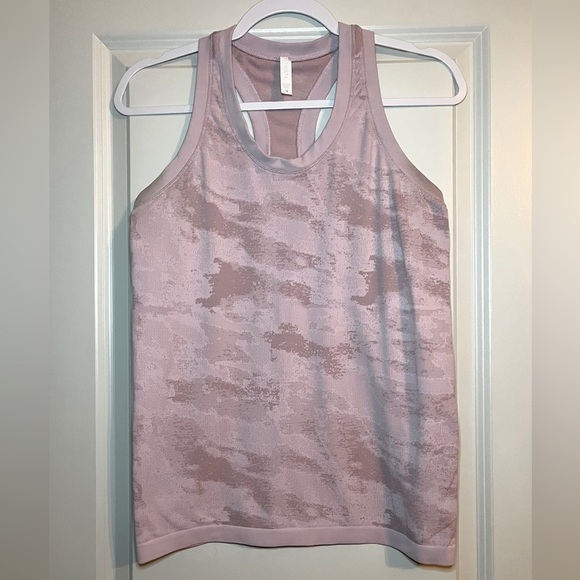 Athleta | Momentum Camo Tank in Delicate Pink Size Medium - Picture 3 of 6